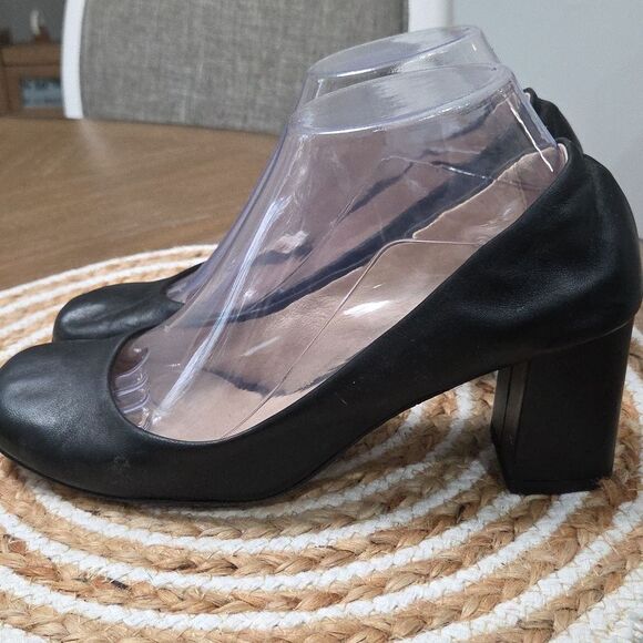 Authentic M.Gemi black Leather Heeled Ballet Shoes, Size 38 - Picture 4 of 8